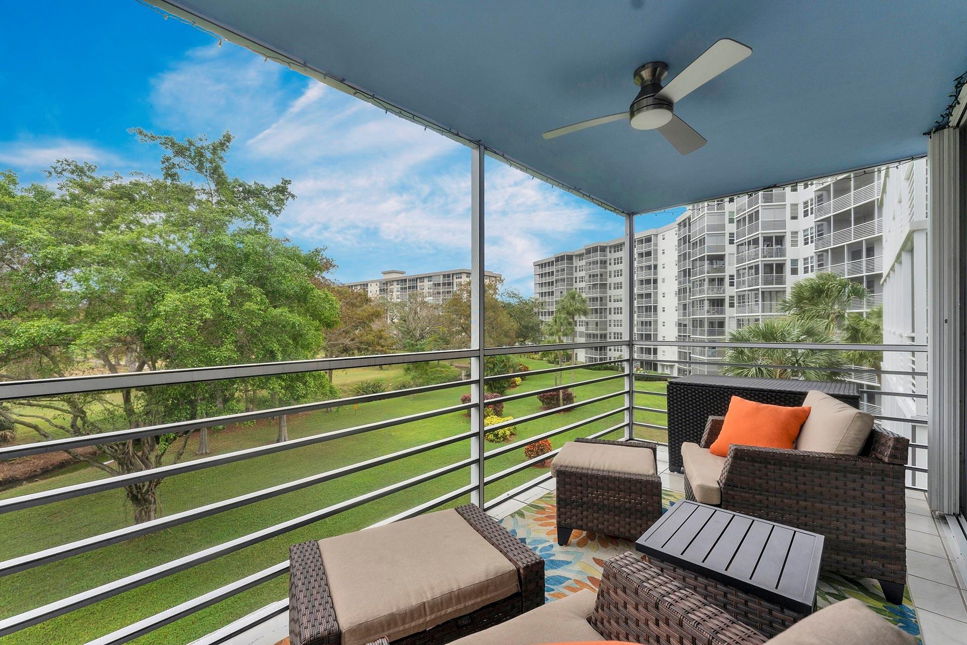 4015 W Palm Aire Drive, #402, Pompano Beach, FL 33069 Photo 37
