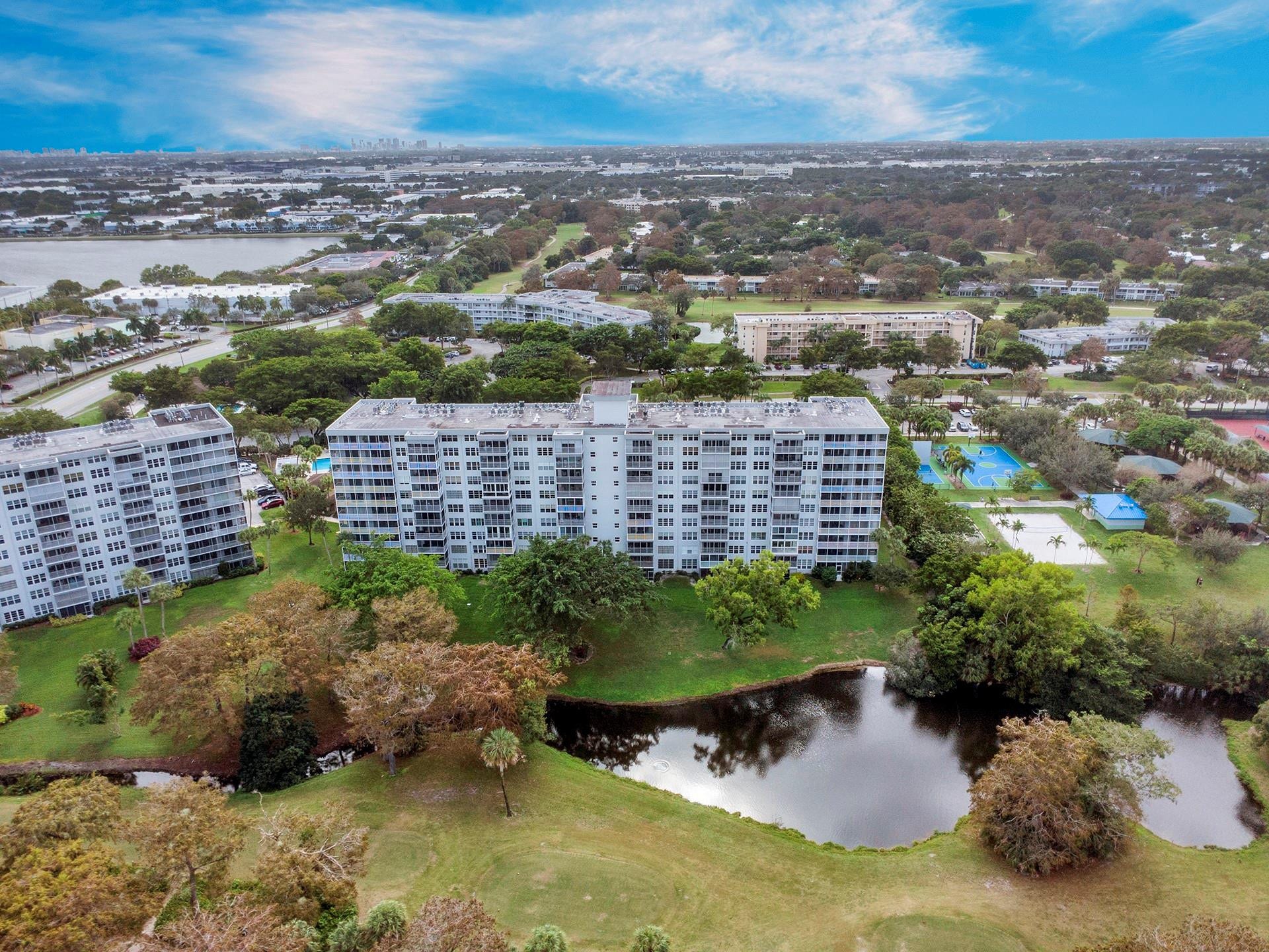 4015 W Palm Aire Drive, #402, Pompano Beach, FL 33069 Photo 30