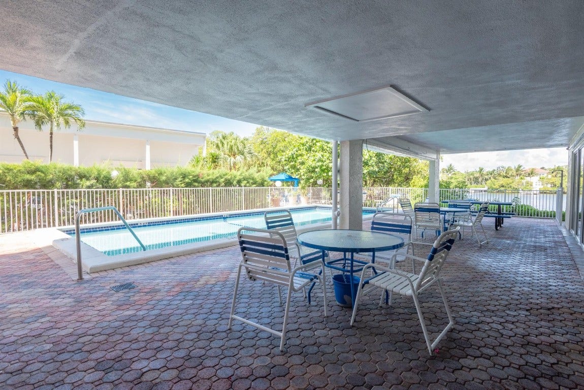3581 S Ocean Boulevard, #2b, Palm Beach, Palm Beach, FL 33480