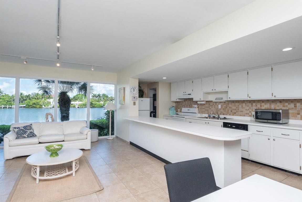 3581 S Ocean Boulevard, #2b, Palm Beach, Palm Beach, FL 33480