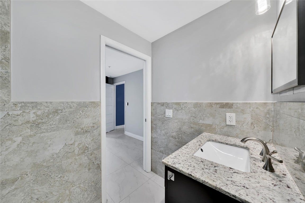 2725 NE 8 Avenue, #113, Wilton Manors, FL 33334 2725 NE 8 Avenue, #113, Wilton Manors, FL 33334