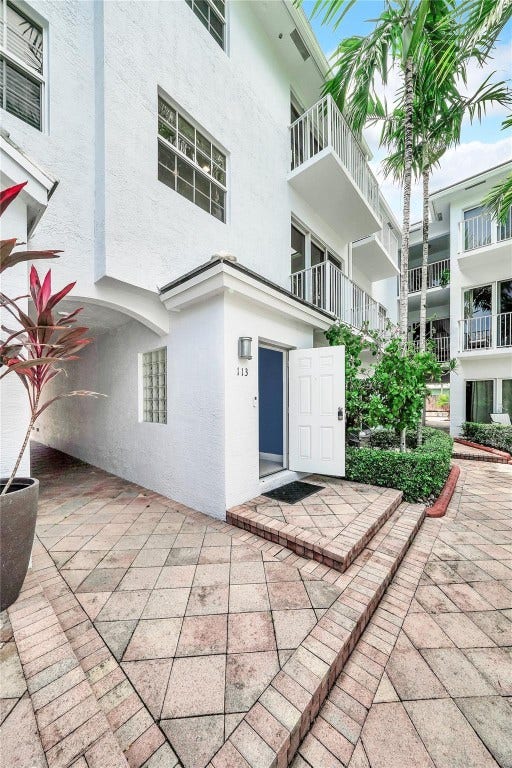2725 NE 8 Avenue, #113, Wilton Manors, FL 33334 2725 NE 8 Avenue, #113, Wilton Manors, FL 33334