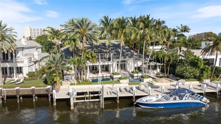 Property photo for 1313 E Lake Drive, Fort Lauderdale, FL