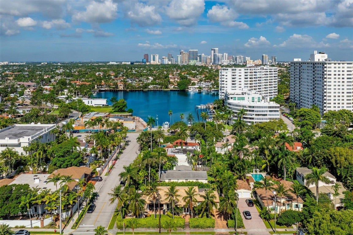 359 Poinciana Drive, Fort Lauderdale, FL 33301