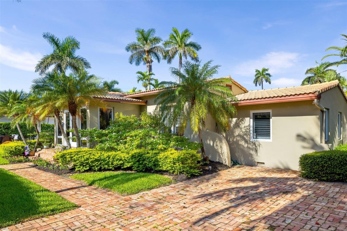 359 Poinciana Drive, Fort Lauderdale, FL 33301