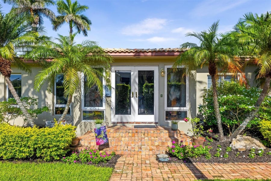 Property photo for 359 Poinciana Drive, Fort Lauderdale, FL