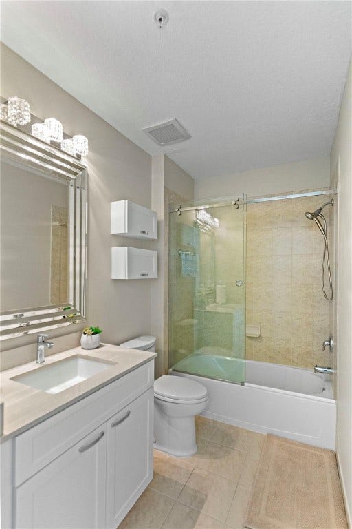 3500 Oaks Clubhouse Drive, #505, Pompano Beach, FL 33069