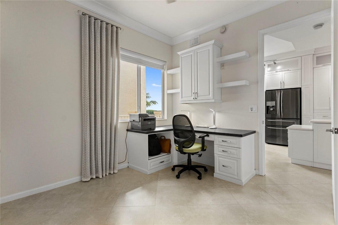 3500 Oaks Clubhouse Drive, #505, Pompano Beach, FL 33069