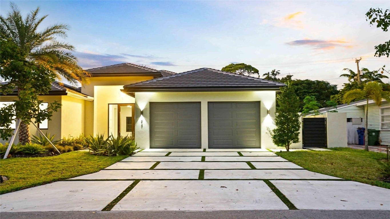 317 NE 21 Street, Wilton Manors, FL 33305
