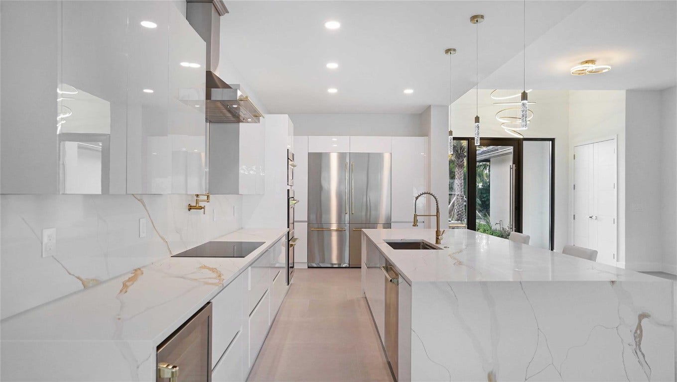 317 NE 21 Street, Wilton Manors, FL 33305