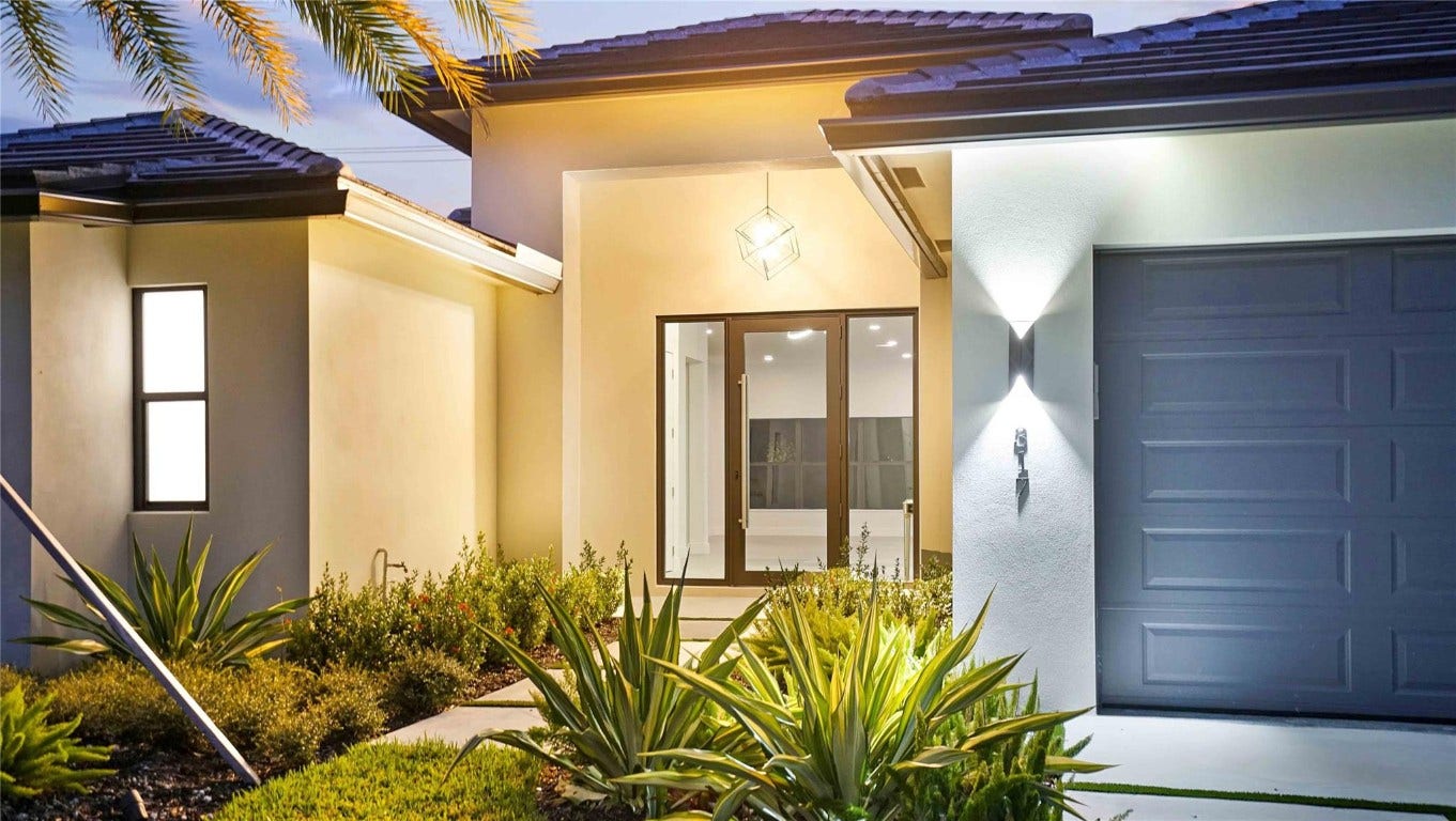 317 NE 21 Street, Wilton Manors, FL 33305