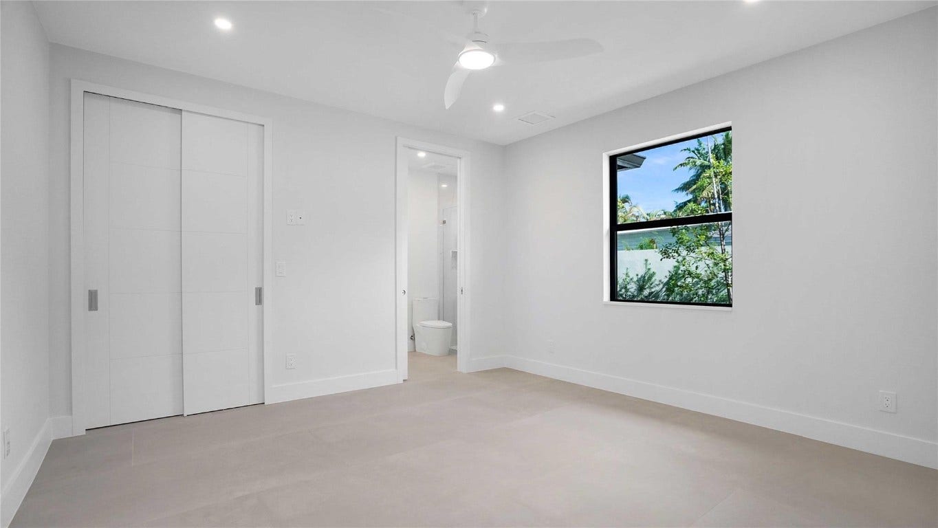 317 NE 21 Street, Wilton Manors, FL 33305
