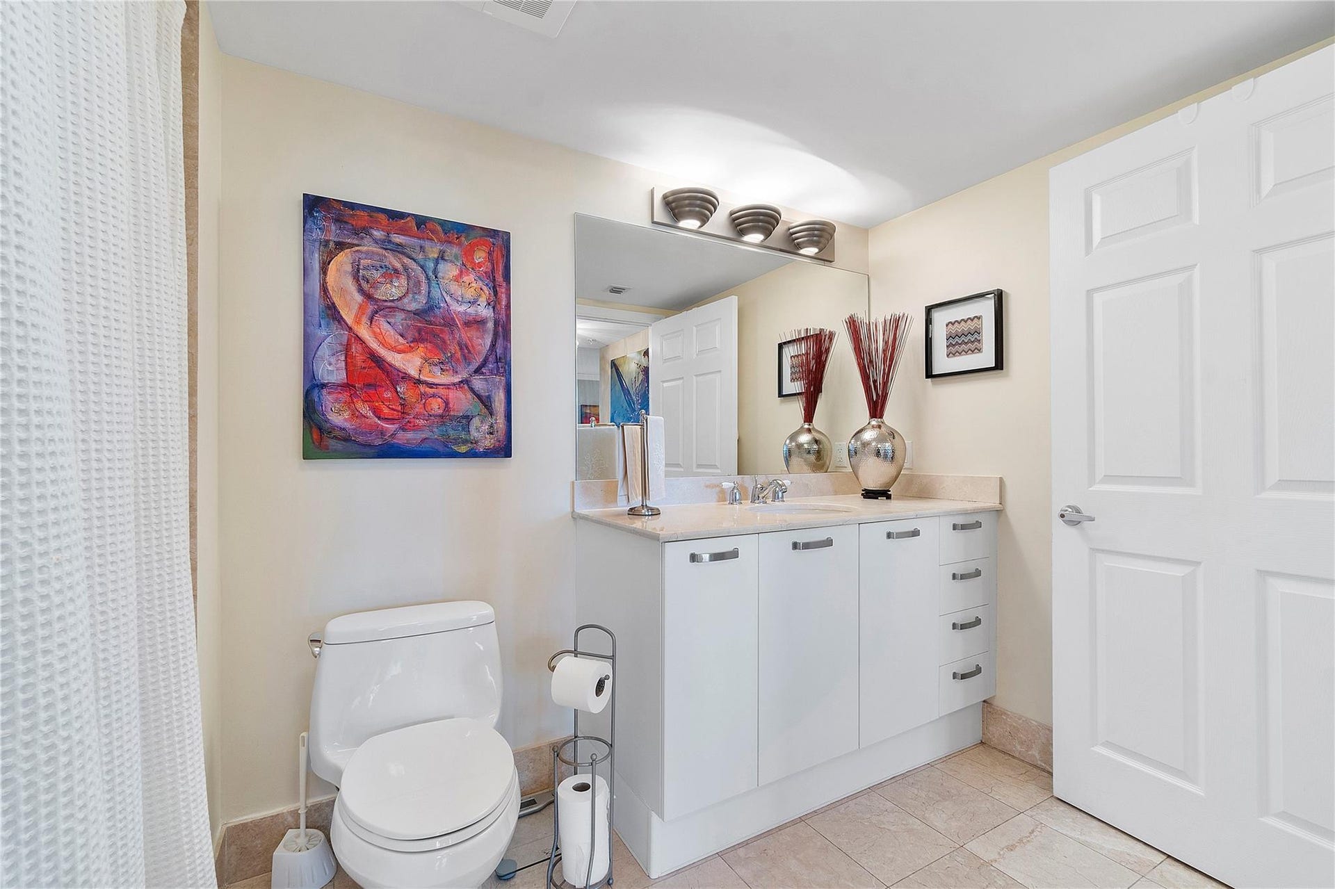 2011 N Ocean Boulevard, #403, Fort Lauderdale, Fort Lauderdale, FL 33305 2011 N Ocean Boulevard, #403, Fort Lauderdale, Fort Lauderdale, FL 33305