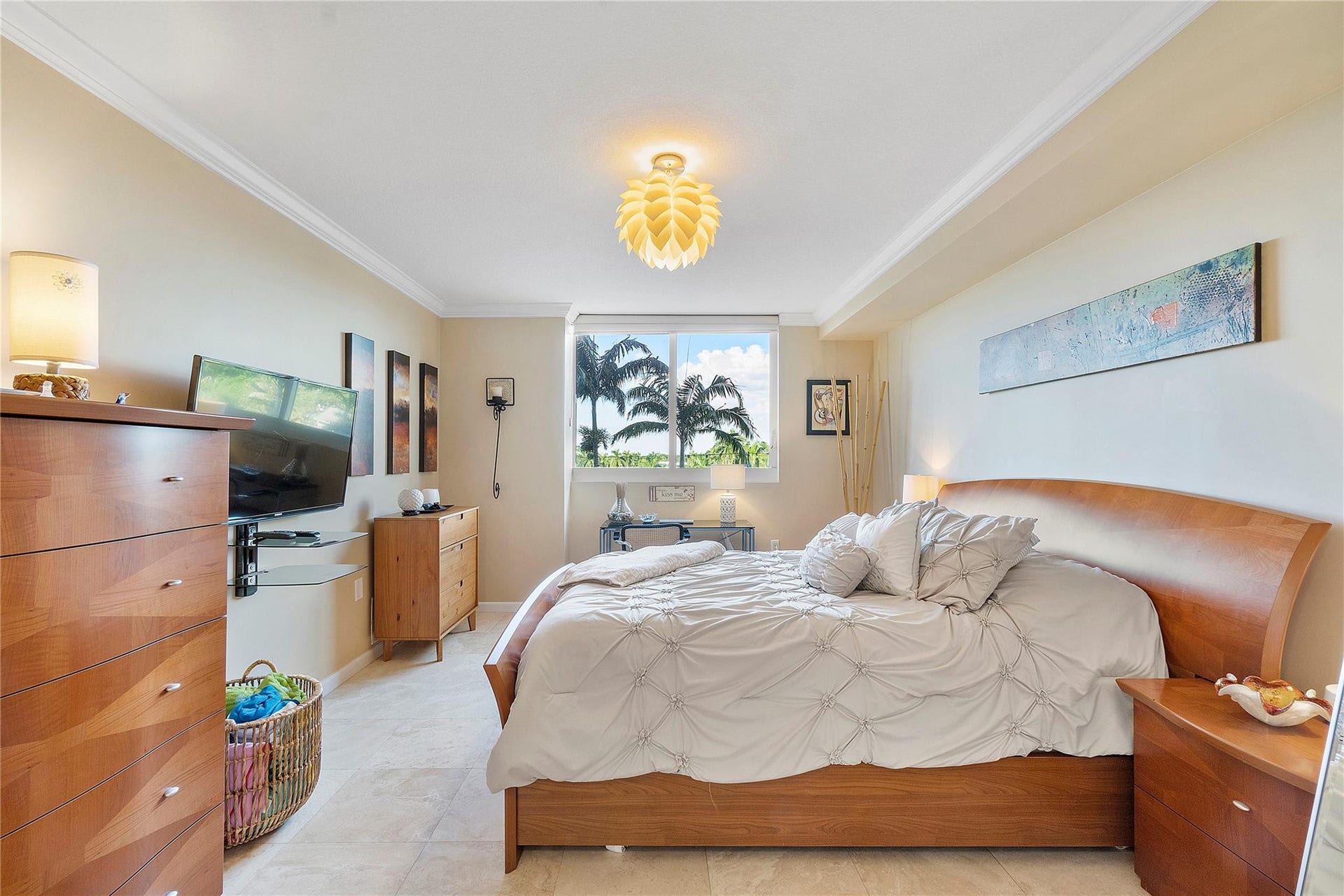2011 N Ocean Boulevard, #403, Fort Lauderdale, Fort Lauderdale, FL 33305 2011 N Ocean Boulevard, #403, Fort Lauderdale, Fort Lauderdale, FL 33305