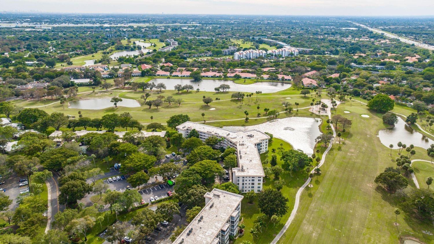 3900 Oaks Clubhouse Drive, #507, Pompano Beach, FL 33069 Photo 25