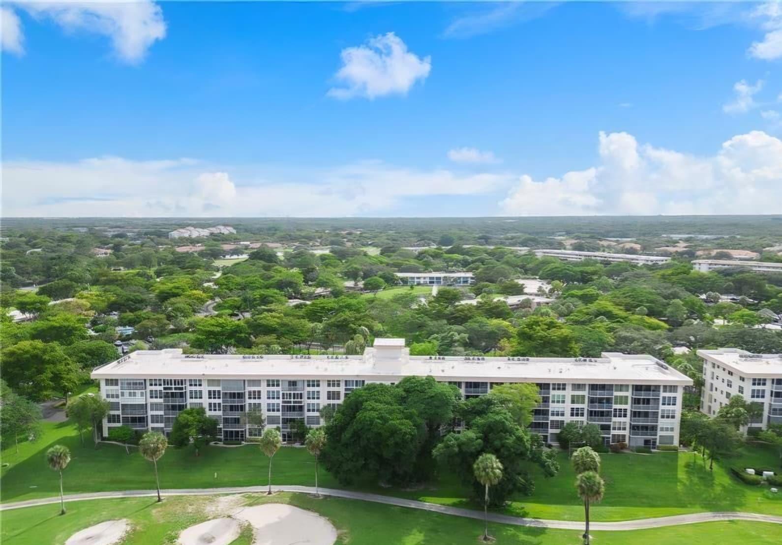 3900 Oaks Clubhouse Drive, #507, Pompano Beach, FL 33069 Photo 24