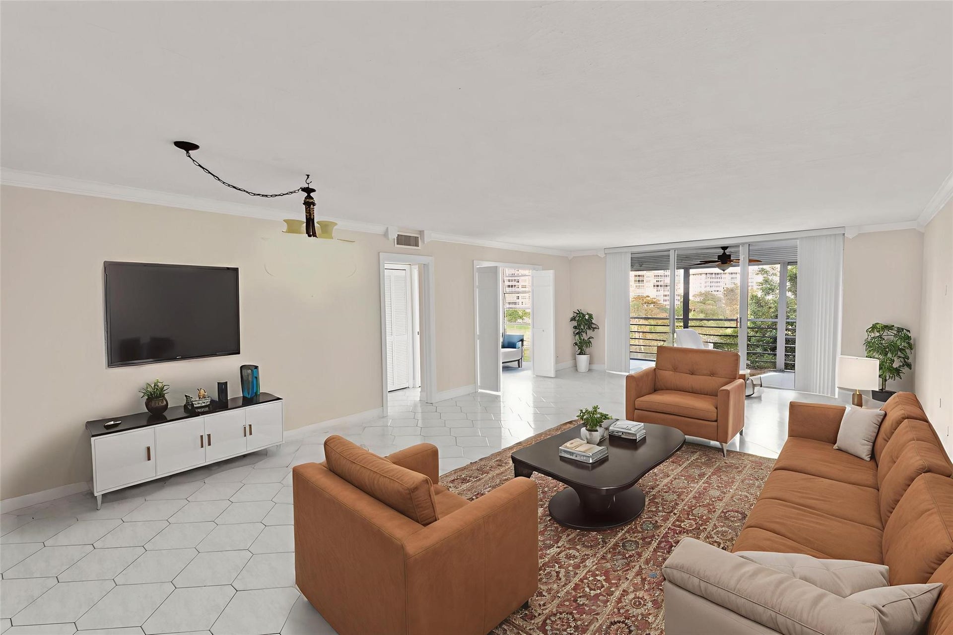 3900 Oaks Clubhouse Drive, #507, Pompano Beach, FL 33069 virtually staged