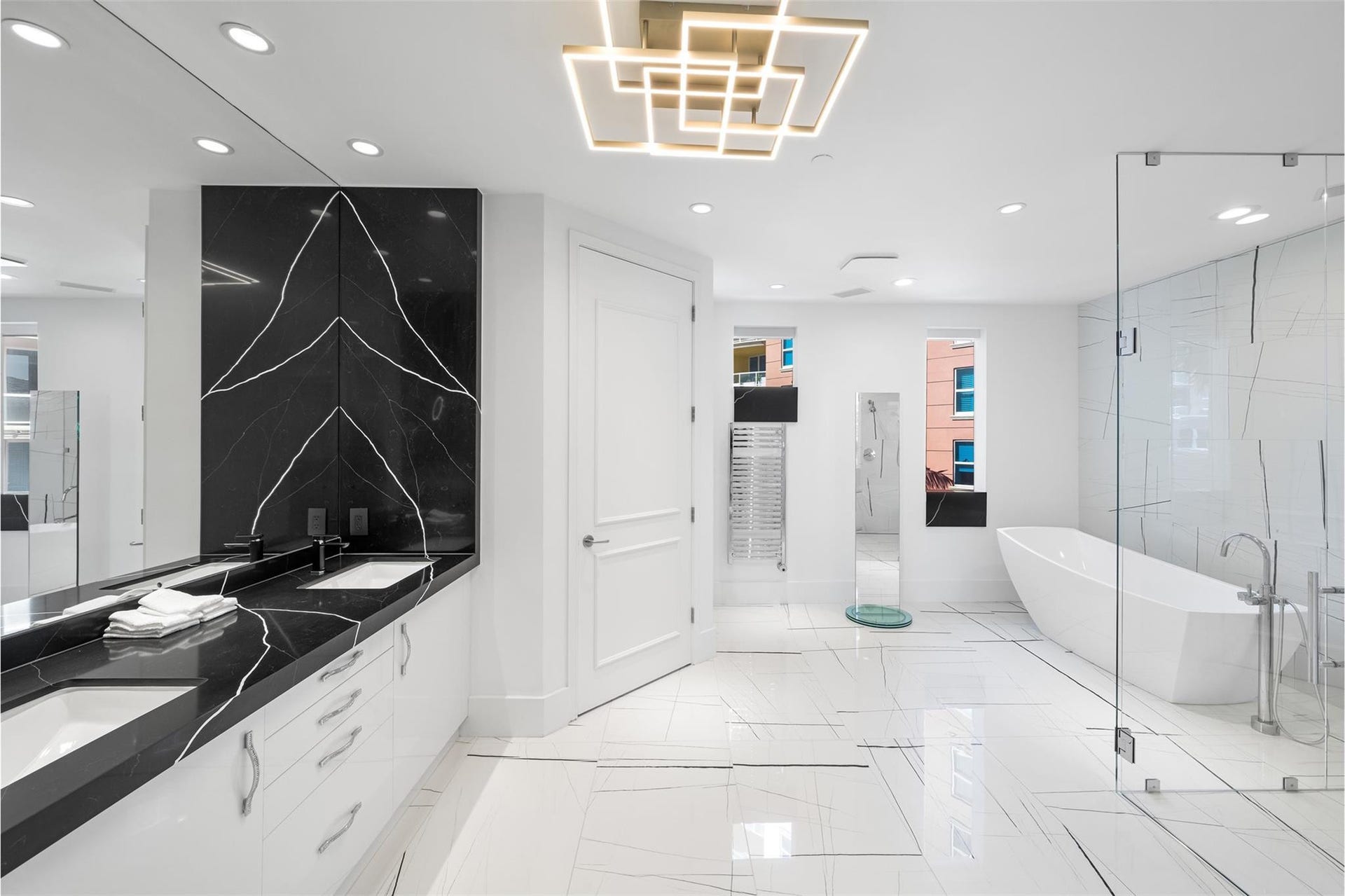 2150 N Ocean Boulevard, #IV, Fort Lauderdale, FL 33305