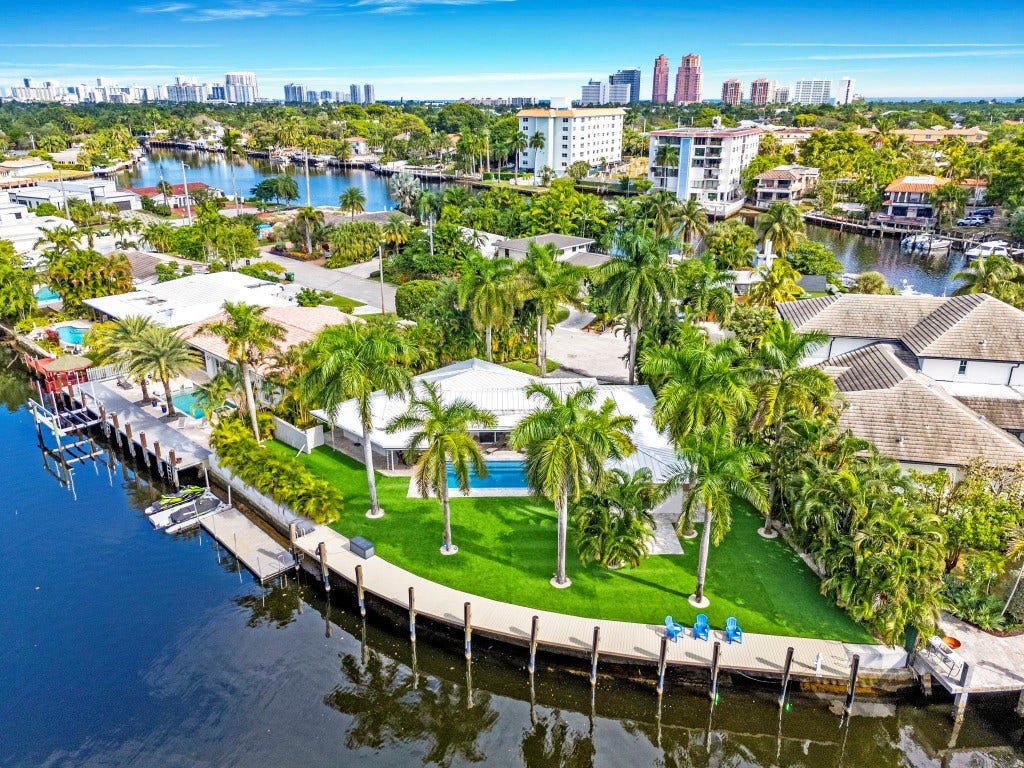 1725 NE 23rd Avenue, Fort Lauderdale, Fort Lauderdale, FL 33305
