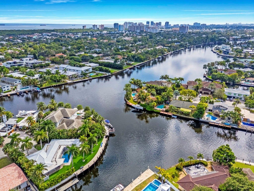1725 NE 23rd Avenue, Fort Lauderdale, Fort Lauderdale, FL 33305
