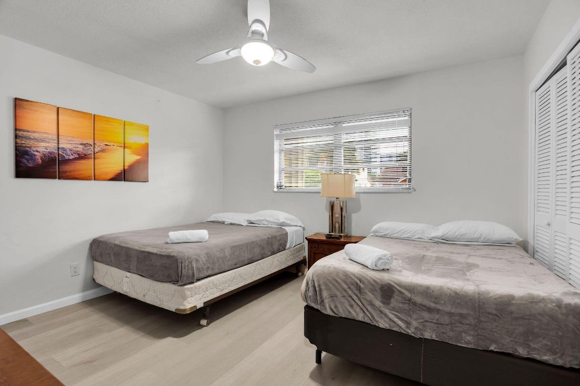 3305 NE 37th Street, Fort Lauderdale, FL 33308 3305 NE 37th Street, Fort Lauderdale, FL 33308