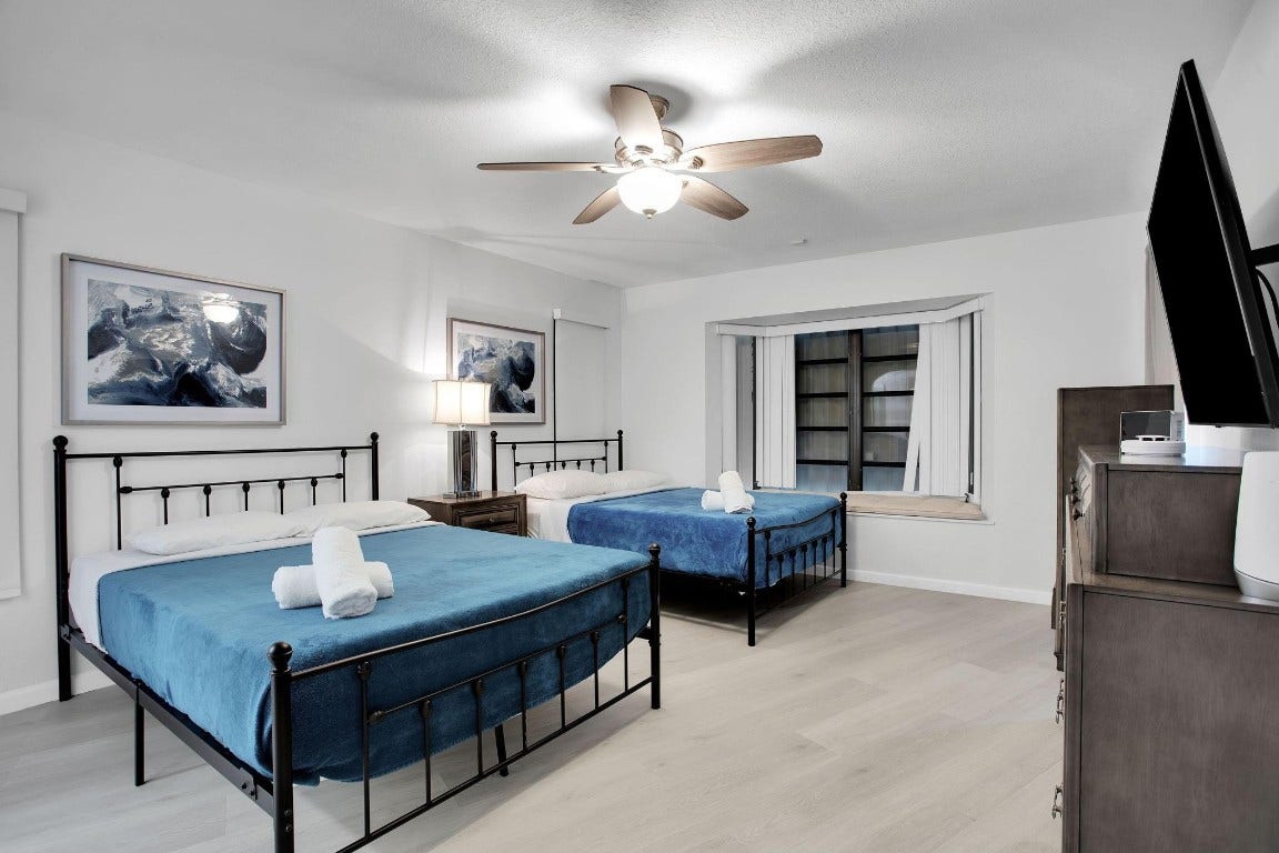 3305 NE 37th Street, Fort Lauderdale, FL 33308 3305 NE 37th Street, Fort Lauderdale, FL 33308
