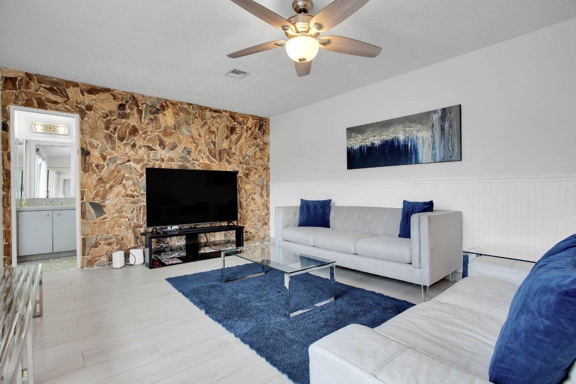 3305 NE 37th Street, Fort Lauderdale, FL 33308 3305 NE 37th Street, Fort Lauderdale, FL 33308