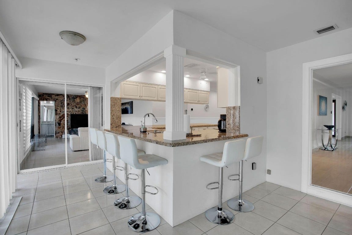 3305 NE 37th Street, Fort Lauderdale, FL 33308 3305 NE 37th Street, Fort Lauderdale, FL 33308