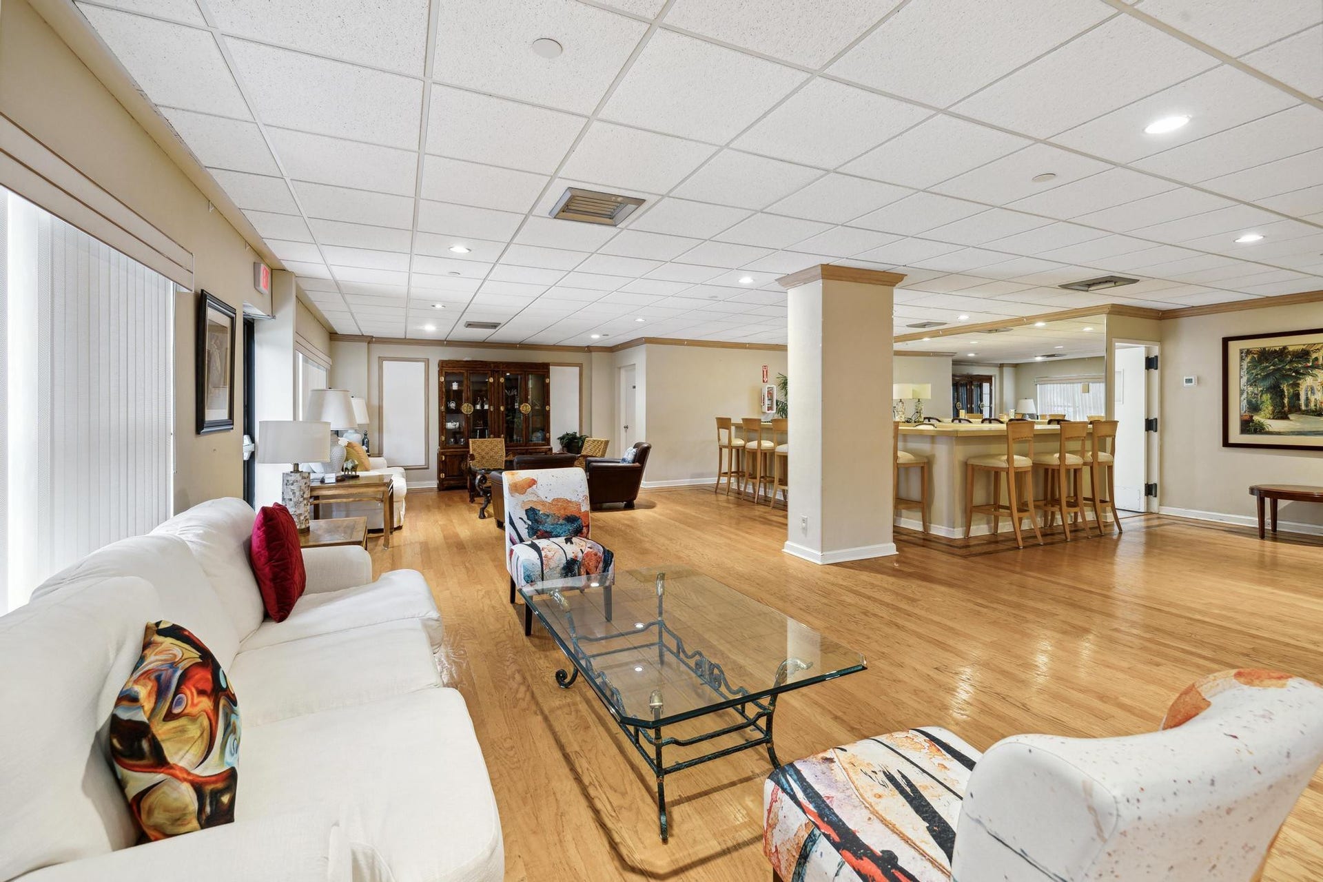 3200 Port Royale Drive, #1208, Fort Lauderdale, FL 33308 LOBBY