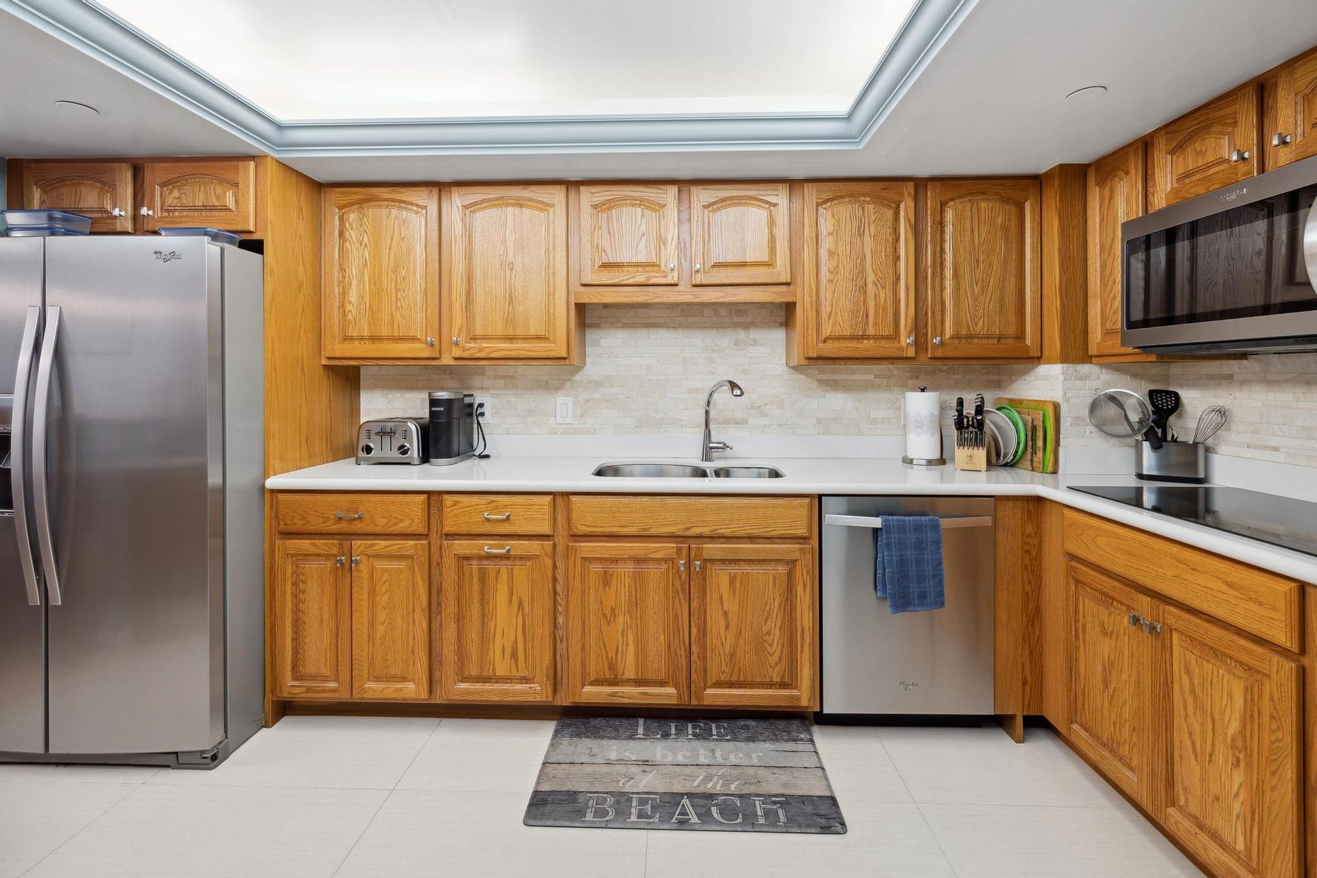 3200 Port Royale Drive, #1208, Fort Lauderdale, FL 33308 KITCHEN