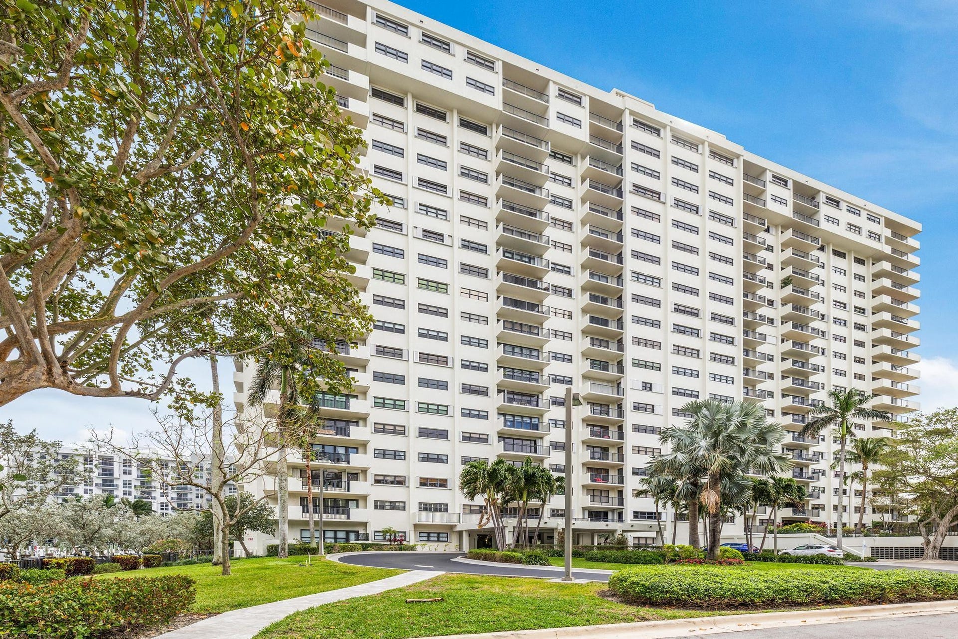 3200 Port Royale Drive, #1208, Fort Lauderdale, FL 33308 Photo 32