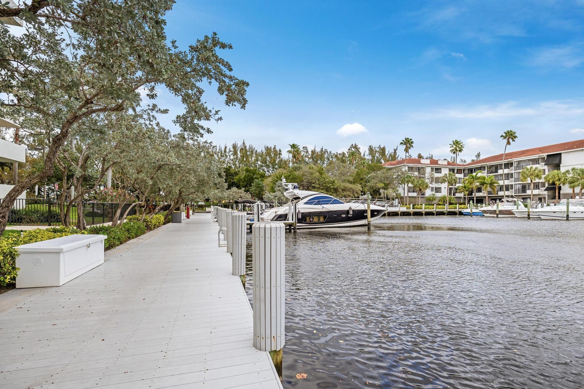 3200 Port Royale Drive, #1208, Fort Lauderdale, FL 33308 DOCKAGE