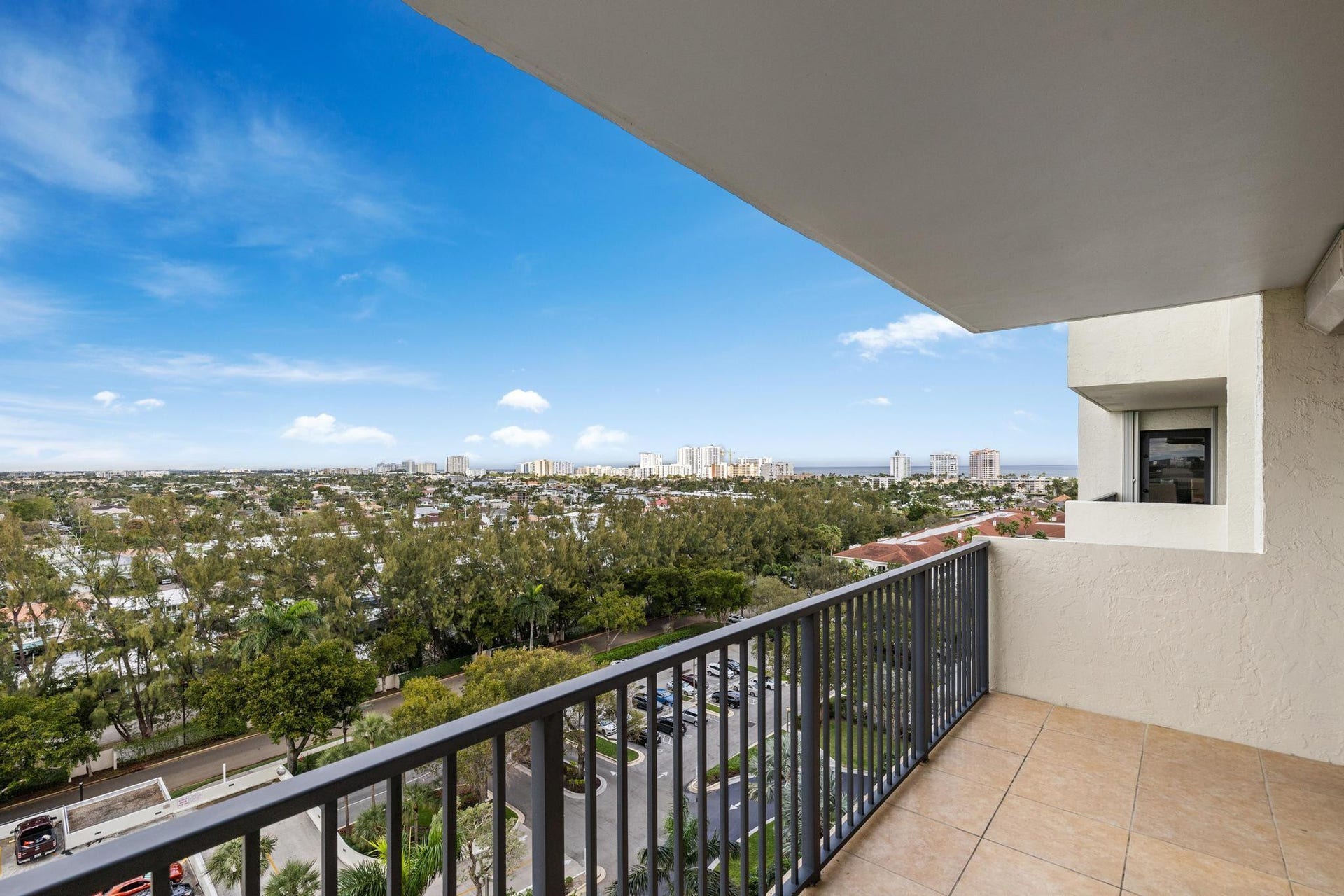3200 Port Royale Drive, #1208, Fort Lauderdale, FL 33308 TERRACE