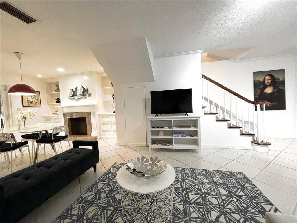 619 Kensington Place, Wilton Manors, Wilton Manors, FL 33305 619 Kensington Place, Wilton Manors, Wilton Manors, FL 33305