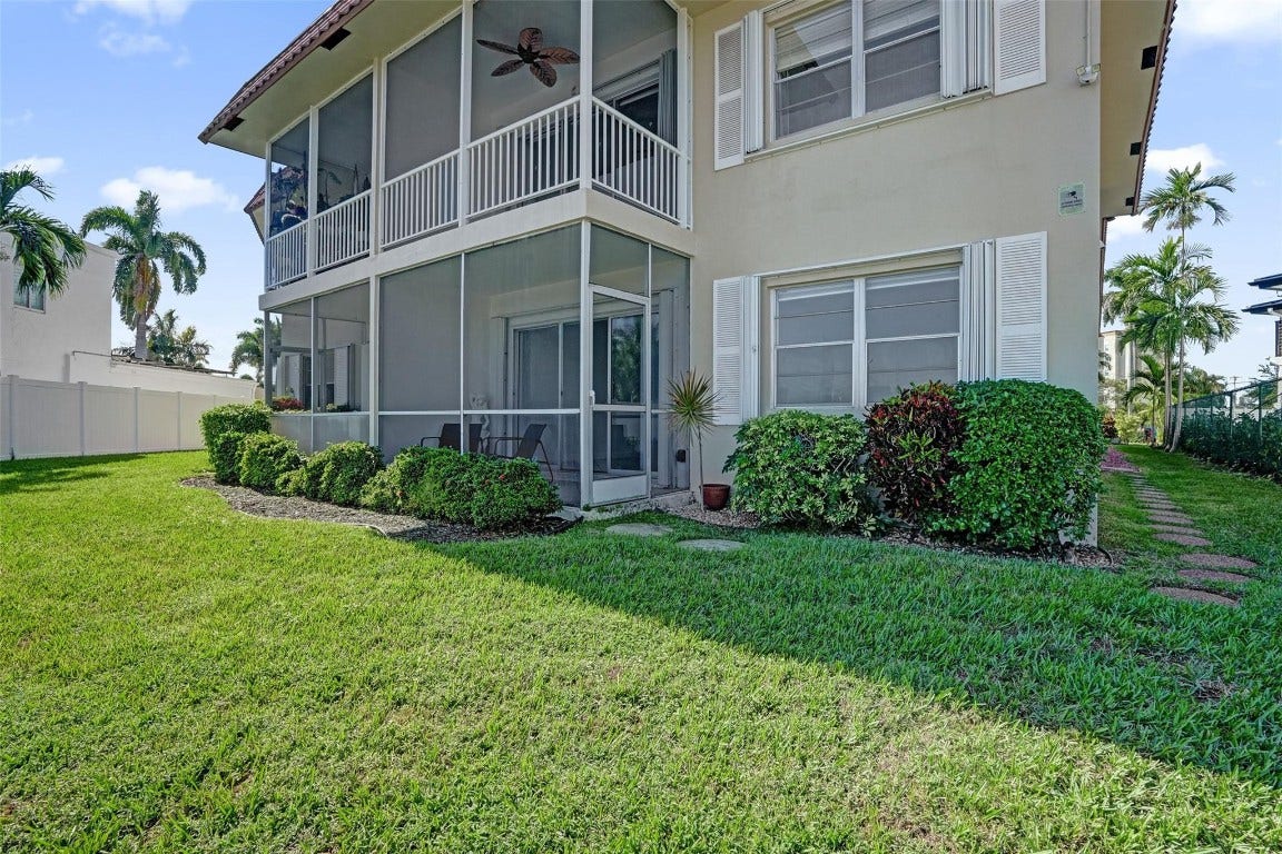 2201 SE 9th Street, #106, Pompano Beach, FL 33062 2201 SE 9th Street, #106, Pompano Beach, FL 33062