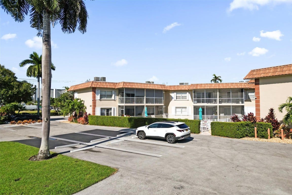 2201 SE 9th Street, #106, Pompano Beach, FL 33062 2201 SE 9th Street, #106, Pompano Beach, FL 33062