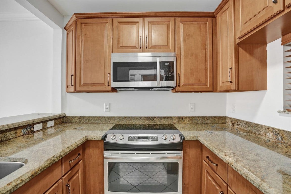 2201 SE 9th Street, #106, Pompano Beach, FL 33062 2201 SE 9th Street, #106, Pompano Beach, FL 33062