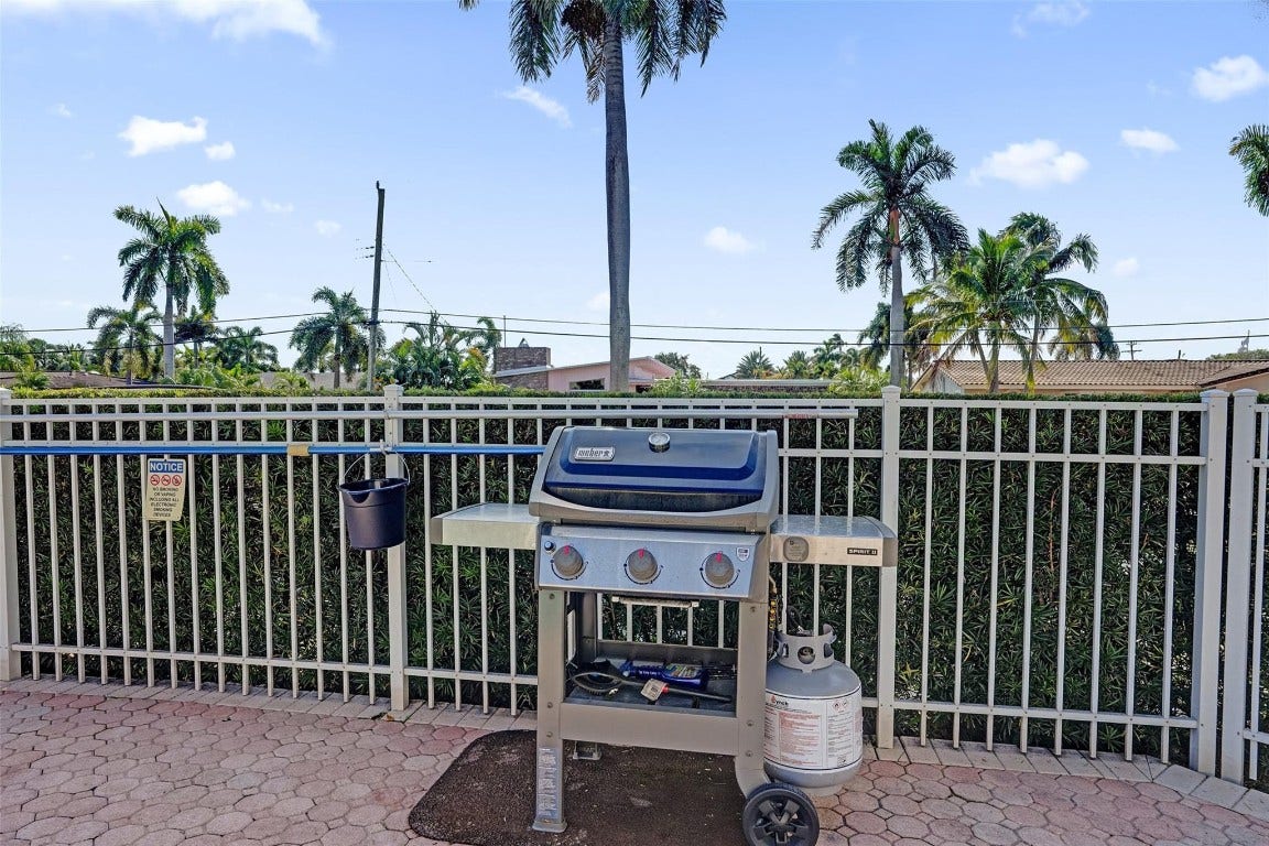 2201 SE 9th Street, #106, Pompano Beach, FL 33062 2201 SE 9th Street, #106, Pompano Beach, FL 33062