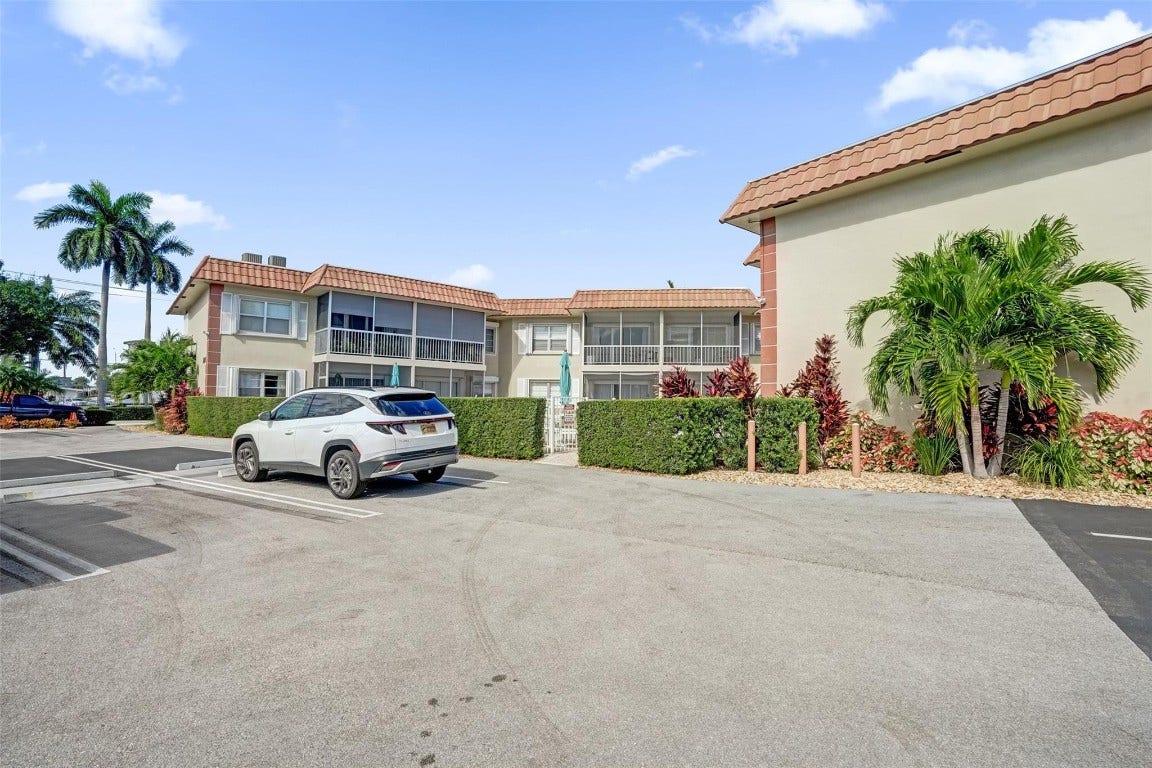 2201 SE 9th Street, #106, Pompano Beach, FL 33062 2201 SE 9th Street, #106, Pompano Beach, FL 33062