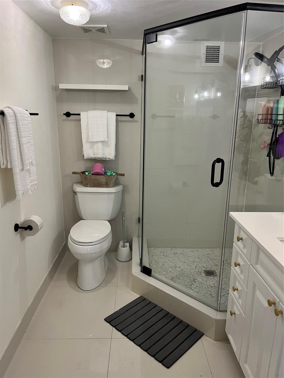 2029 N Ocean Boulevard, #303, Fort Lauderdale, FL 33305 2029 N Ocean Boulevard, #303, Fort Lauderdale, FL 33305