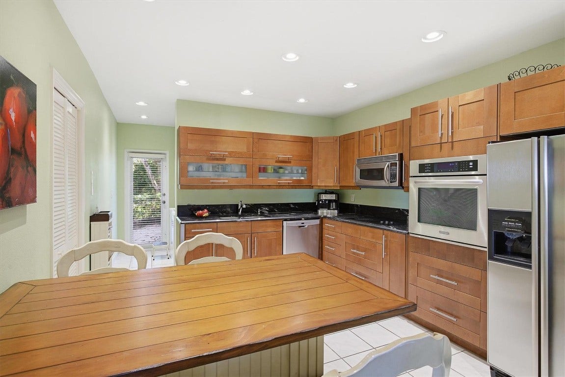 2903 N Palm Aire Drive, Pompano Beach, FL 33069 2903 N Palm Aire Drive, Pompano Beach, FL 33069
