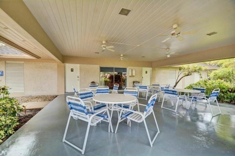 3970 Oaks Clubhouse Drive, #203, Pompano Beach, FL 33069 3970 Oaks Clubhouse Drive, #203, Pompano Beach, FL 33069