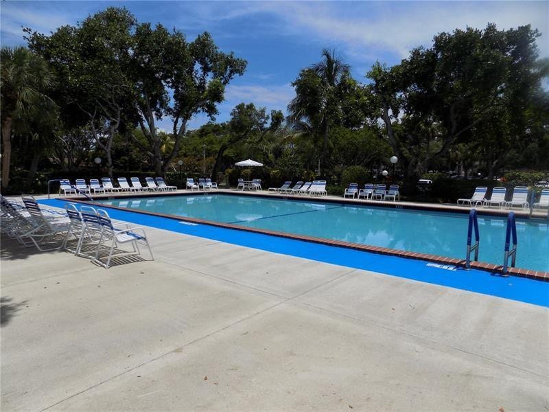 3970 Oaks Clubhouse Drive, #203, Pompano Beach, FL 33069 3970 Oaks Clubhouse Drive, #203, Pompano Beach, FL 33069