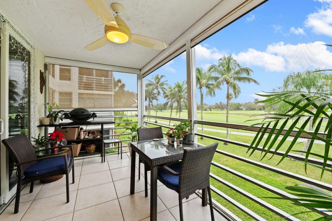 3970 Oaks Clubhouse Drive, #203, Pompano Beach, FL 33069 3970 Oaks Clubhouse Drive, #203, Pompano Beach, FL 33069