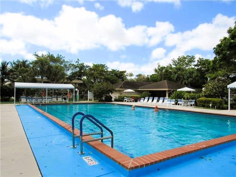 3970 Oaks Clubhouse Drive, #203, Pompano Beach, FL 33069 3970 Oaks Clubhouse Drive, #203, Pompano Beach, FL 33069
