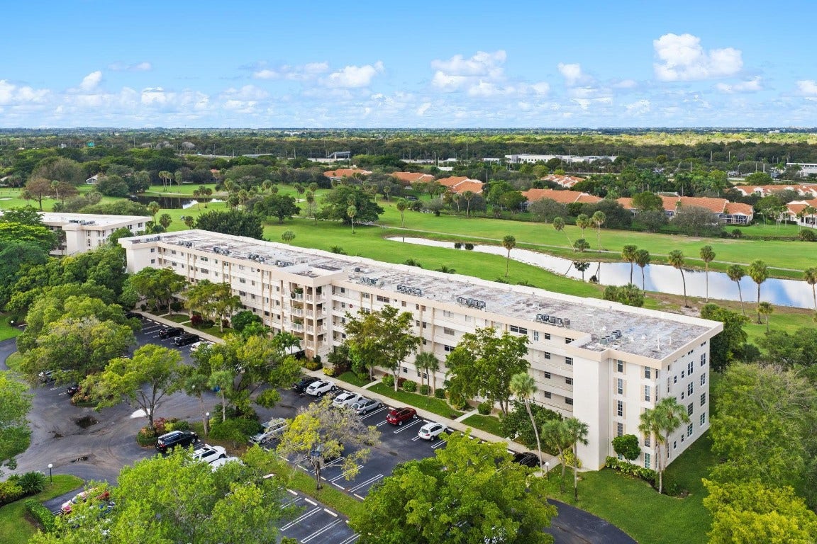 3970 Oaks Clubhouse Drive, #203, Pompano Beach, FL 33069 3970 Oaks Clubhouse Drive, #203, Pompano Beach, FL 33069