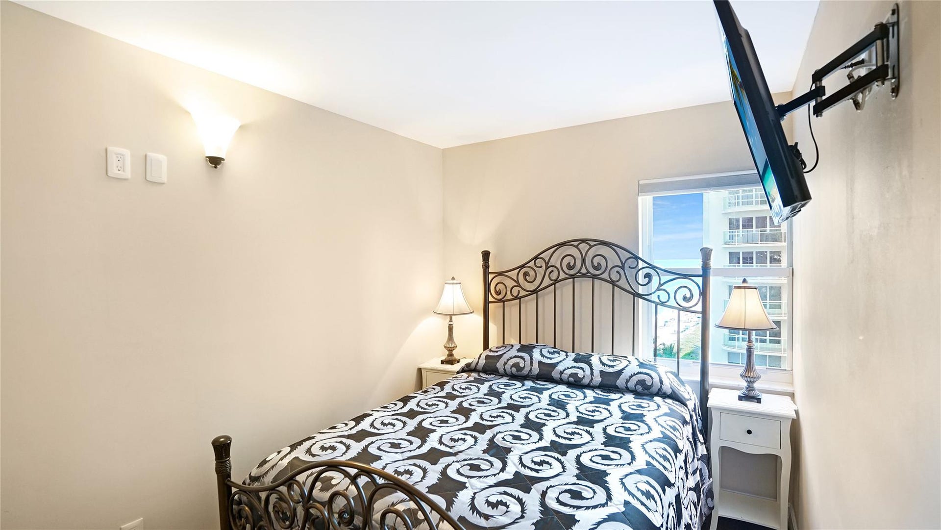 3410 Galt Ocean Drive, #802 N, Fort Lauderdale, FL 33308 Third bedroom.