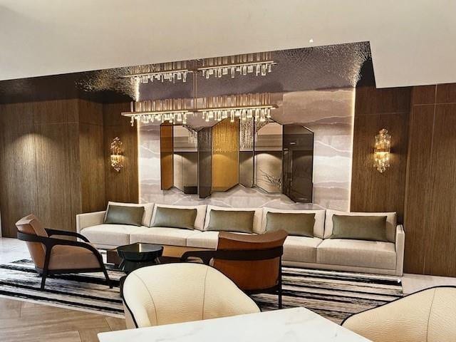 3410 Galt Ocean Drive, #802 N, Fort Lauderdale, FL 33308 New north lounge.