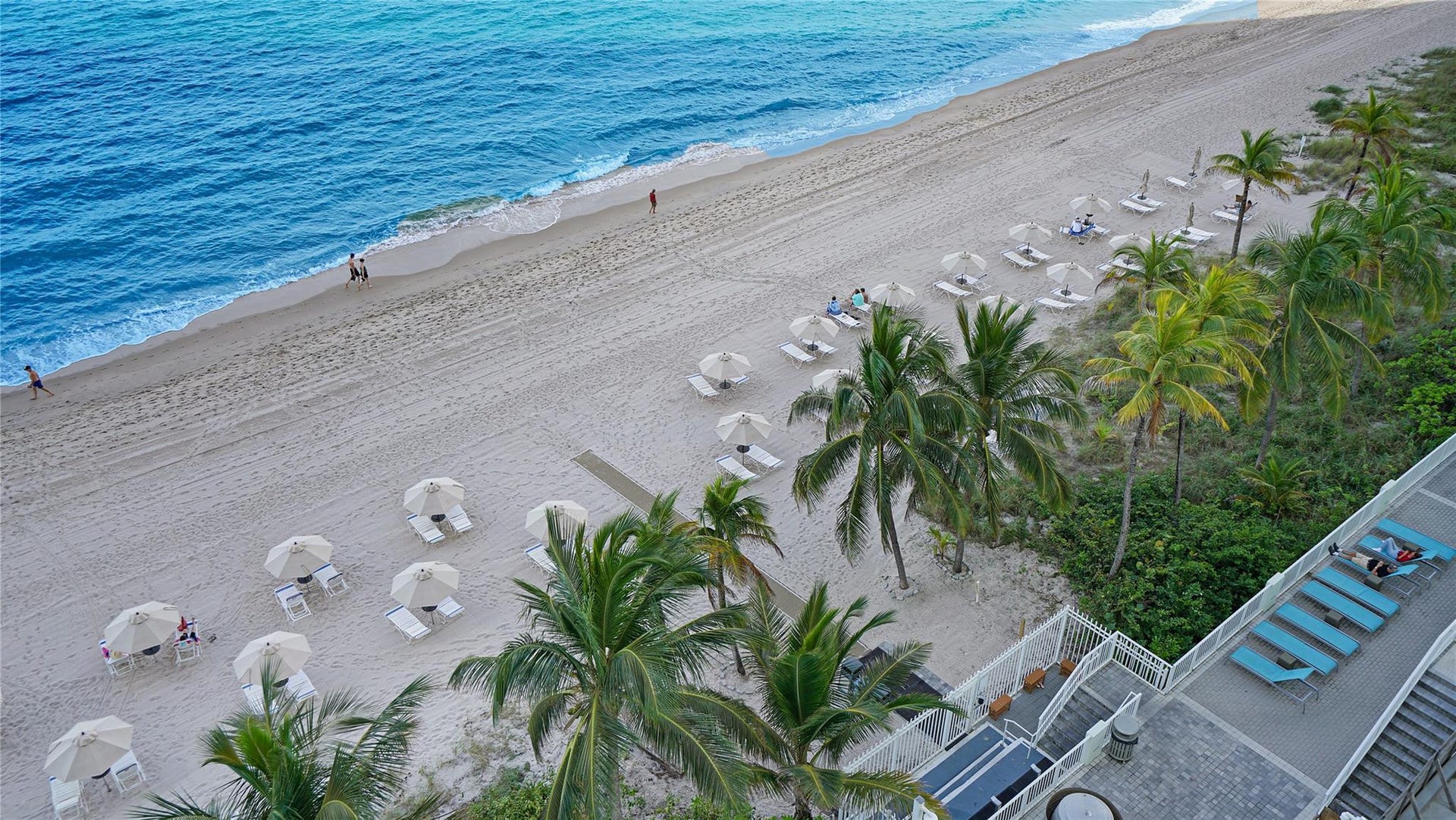 3410 Galt Ocean Drive, #802 N, Fort Lauderdale, FL 33308 Looking down from the balcony.