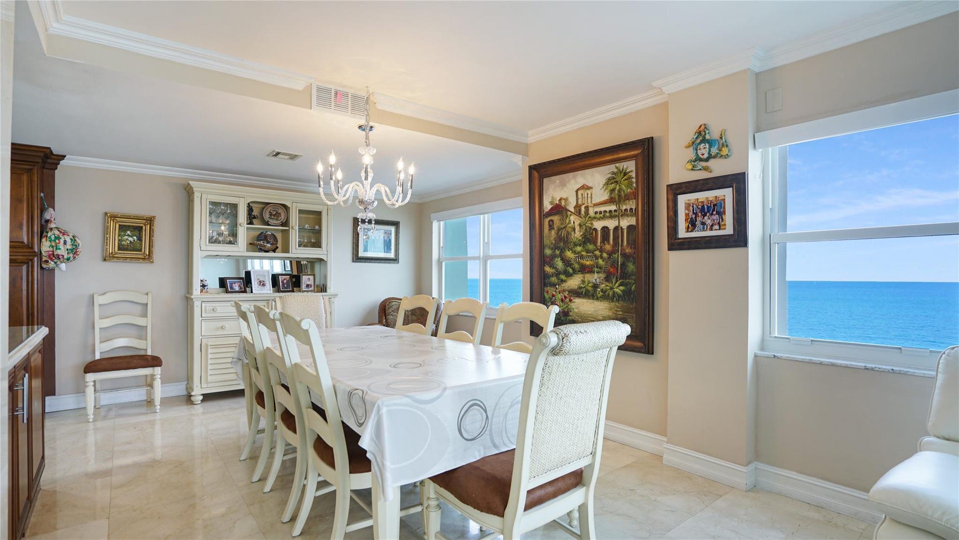 3410 Galt Ocean Drive, #802 N, Fort Lauderdale, FL 33308 This dining room table easily seats 8.